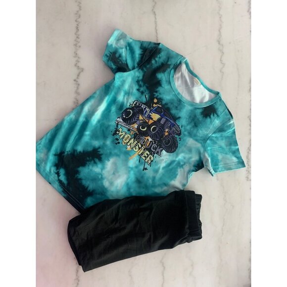 Boys Graphic Monster Truck T-Shirt & Shorts Set Cotton Blend Multiple Colors Siz - Picture 1 of 1